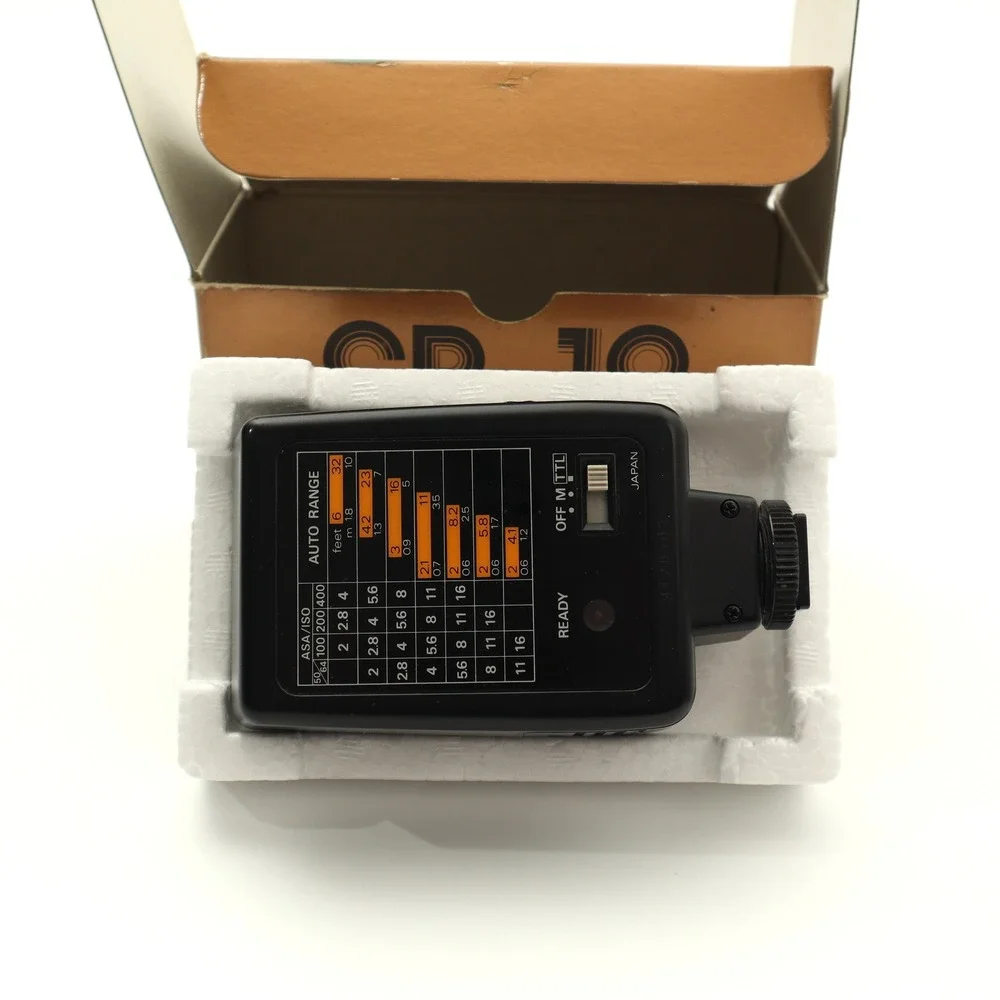 Nikon SB-18 Speedlight Elektronik Blitzgerat Flash Electronique Made in Japan